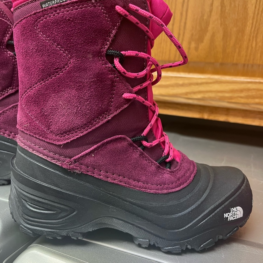 North face waterproof kid youth snow boot